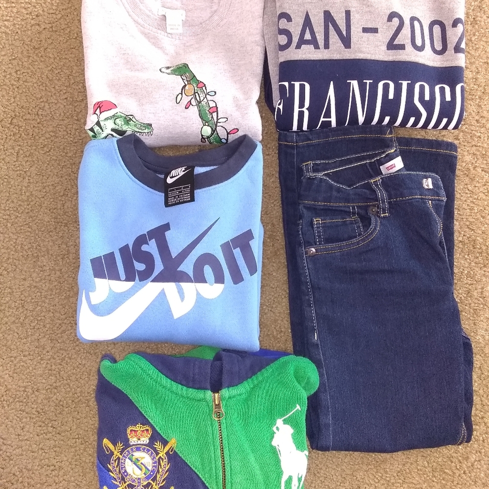 Boys sweatshirt and jeans